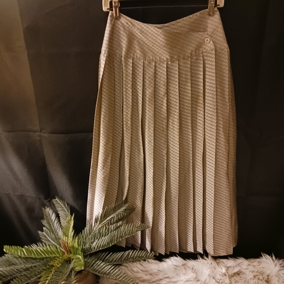 80s Vintage Jac Dale Silver Pleated Maxi Skirt - Picture 1 of 16